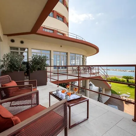 Hotell Grand Torre Fara