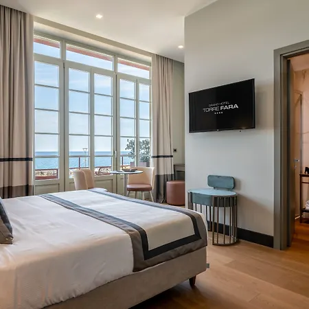 Hotell Grand Torre Fara 4*