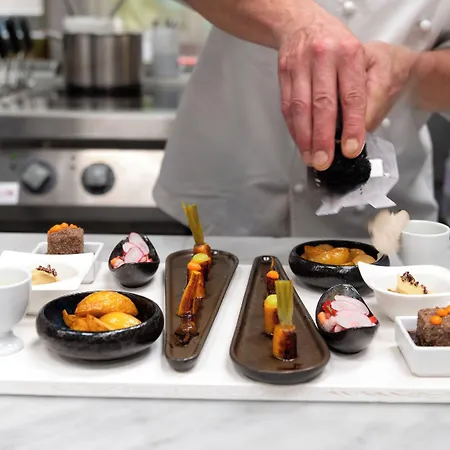 Grand Torre Fara Szálloda Chiavari