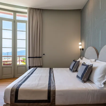 Szálloda Grand Torre Fara