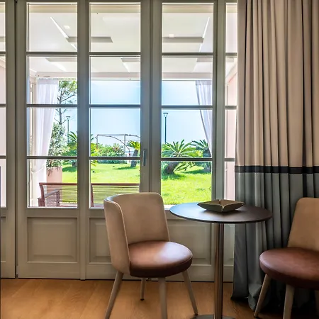 Szálloda Grand Torre Fara